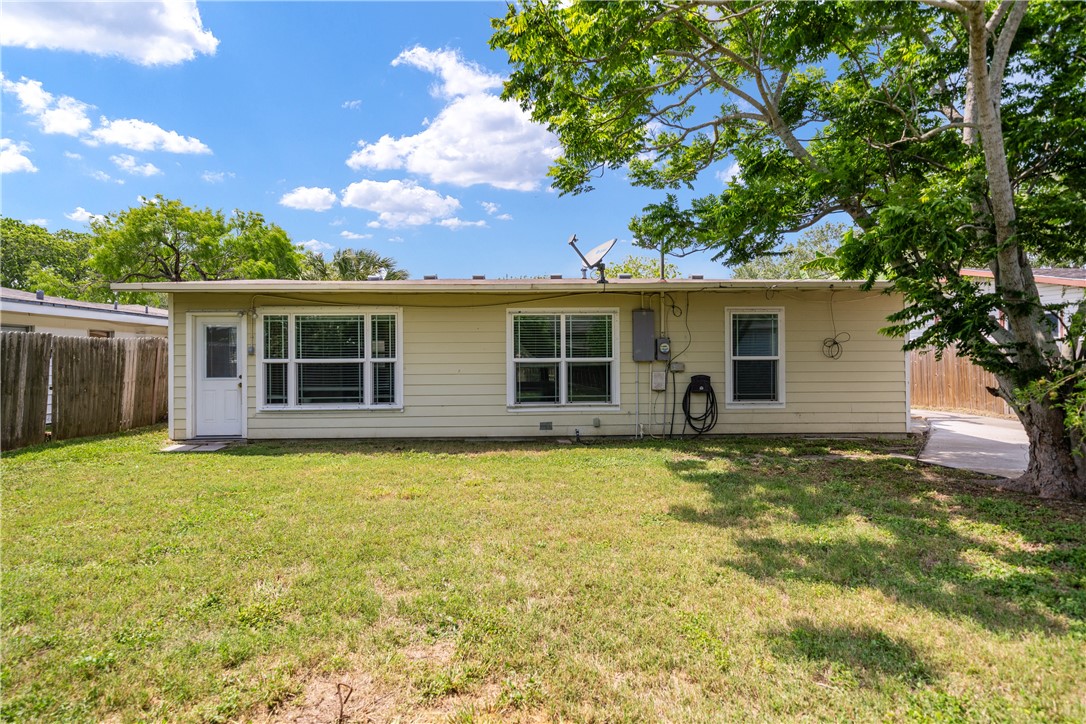 329 Whitehall Dr Property Photo 29