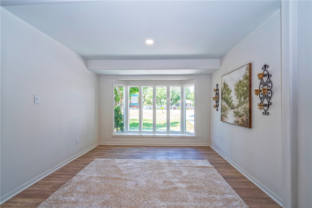 2322 Violet Property Photo 8