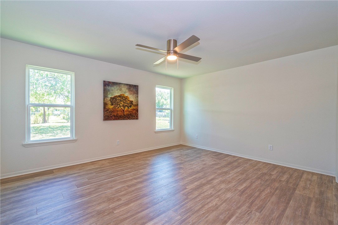 2322 Violet Property Photo 18