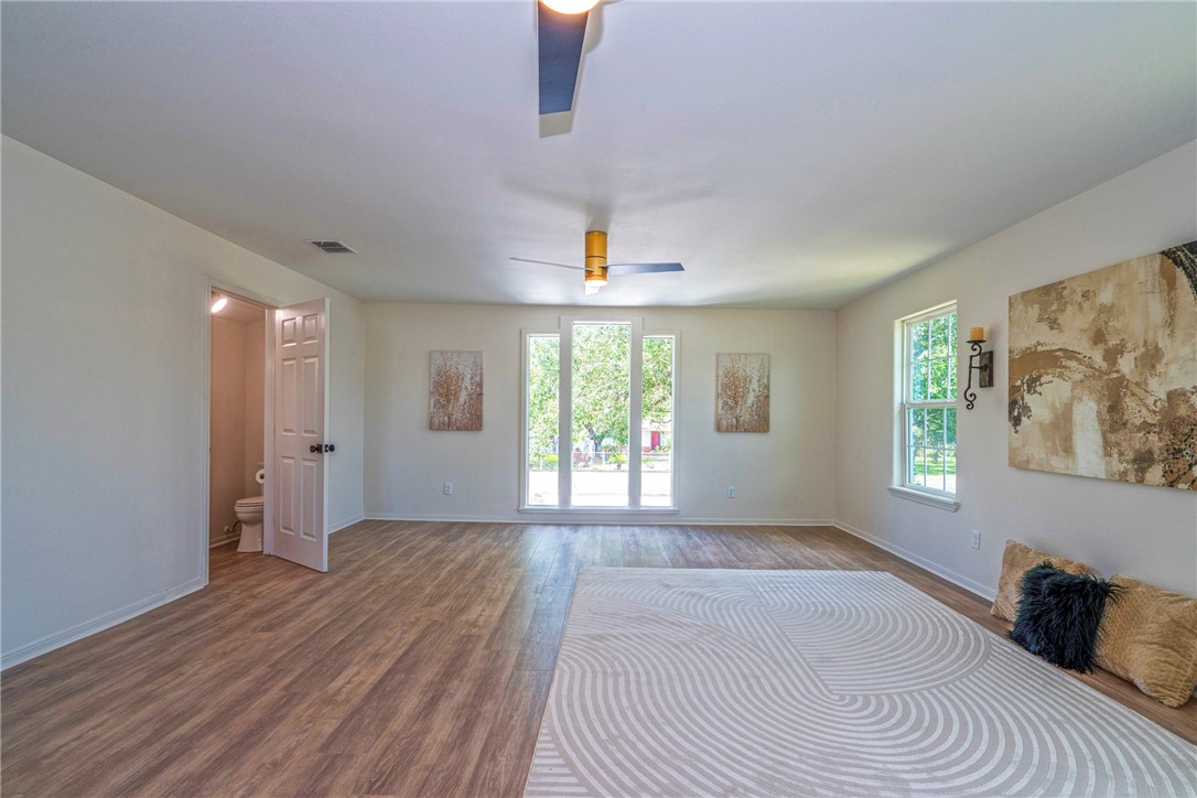 2322 Violet Property Photo 25