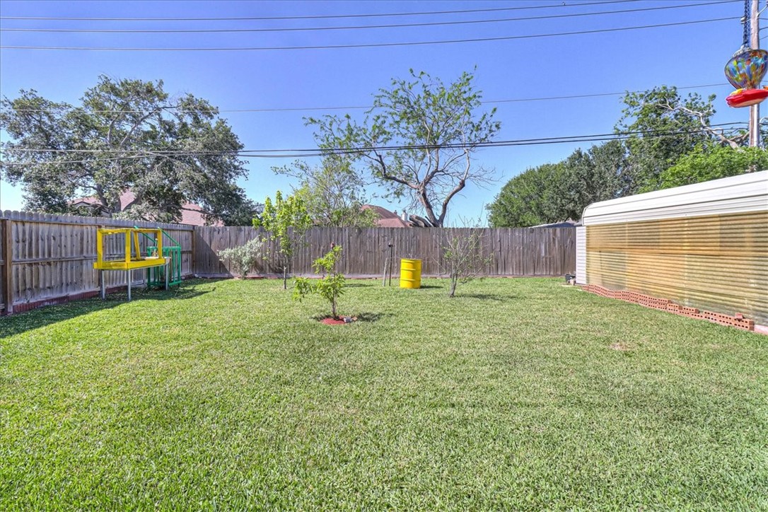 5801 Corsica Property Photo 34