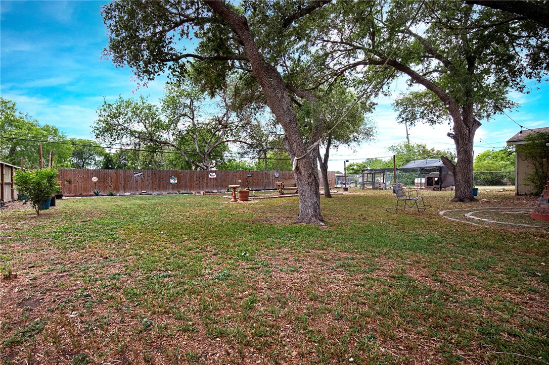 2914 Japonica Dr Property Photo 27