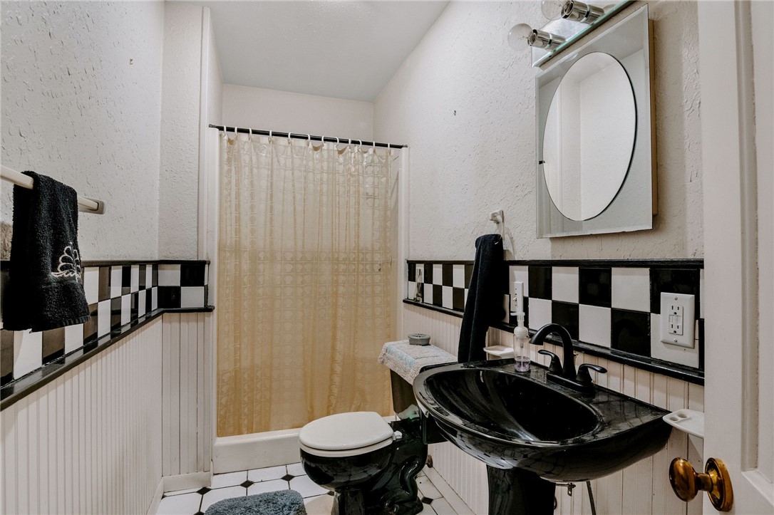 241 Oleander Ave Property Photo 27