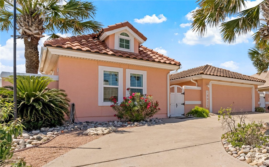 16025 Cuttysark St Property Photo 3