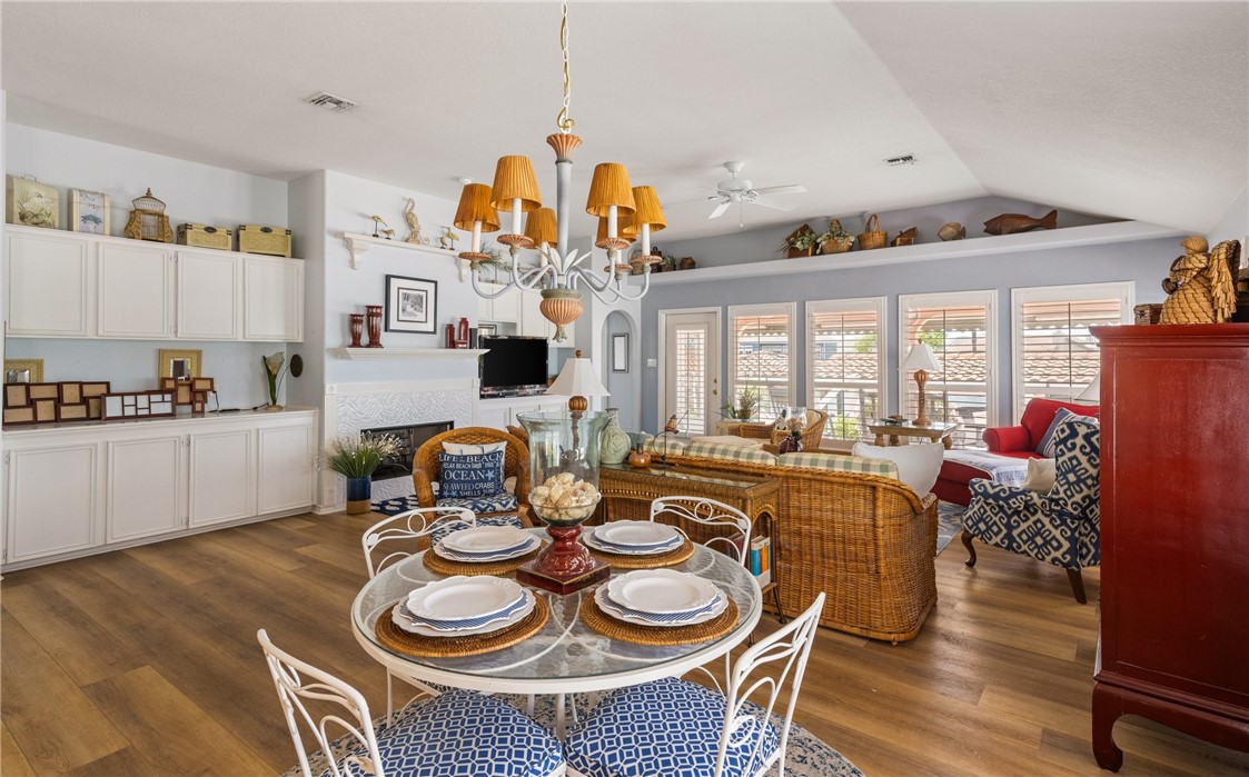 16025 Cuttysark St Property Photo 6