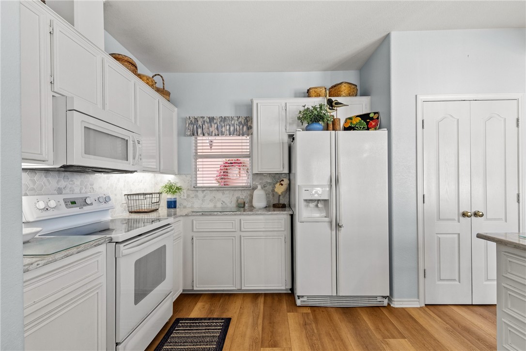 16025 Cuttysark St Property Photo 8