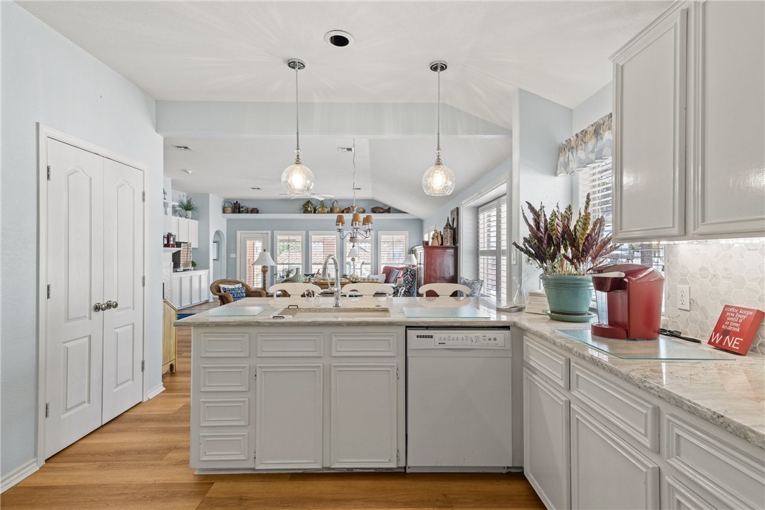 16025 Cuttysark St Property Photo 9