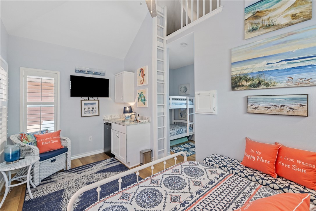 16025 Cuttysark St Property Photo 14