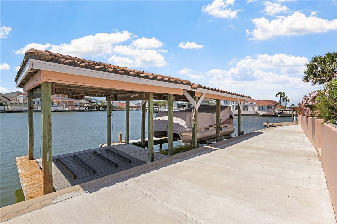 16025 Cuttysark St Property Photo 24