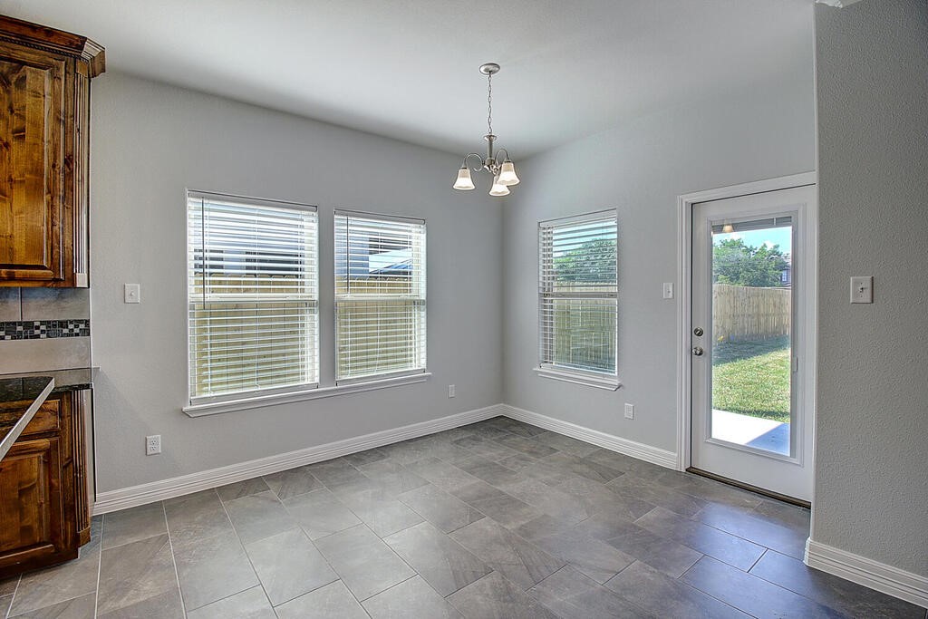 7522 Sable Creek Dr Property Photo 10