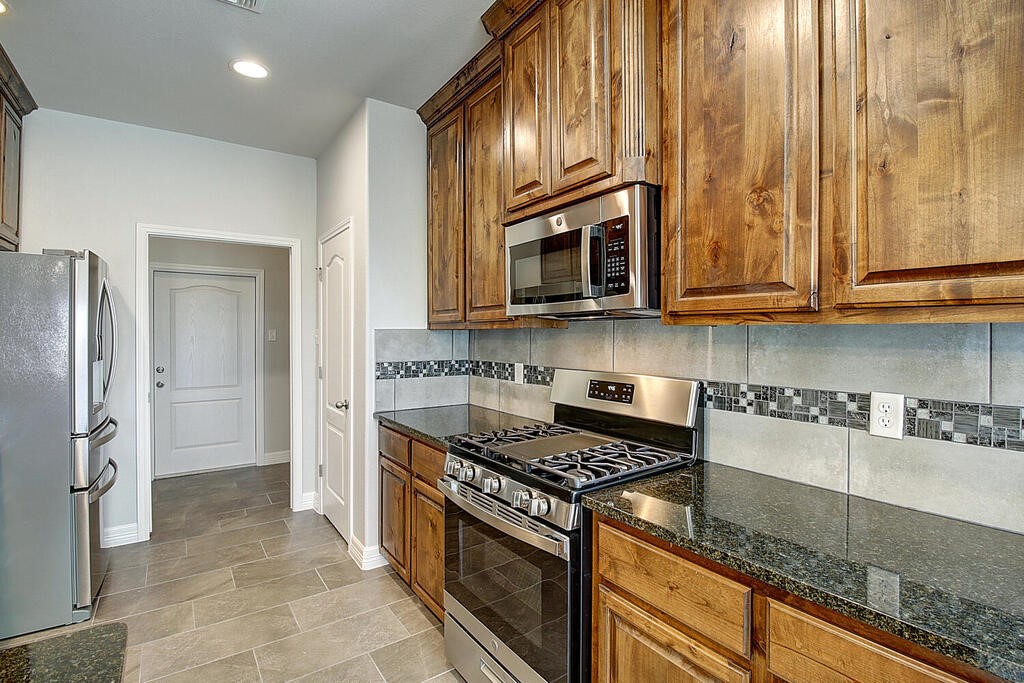 7522 Sable Creek Dr Property Photo 18