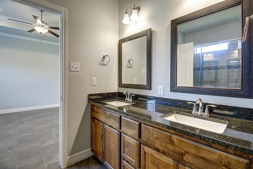 7522 Sable Creek Dr Property Photo 29