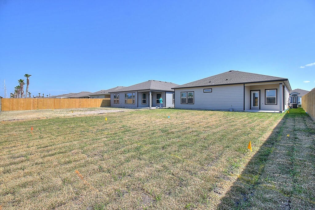 7522 Sable Creek Dr Property Photo 40