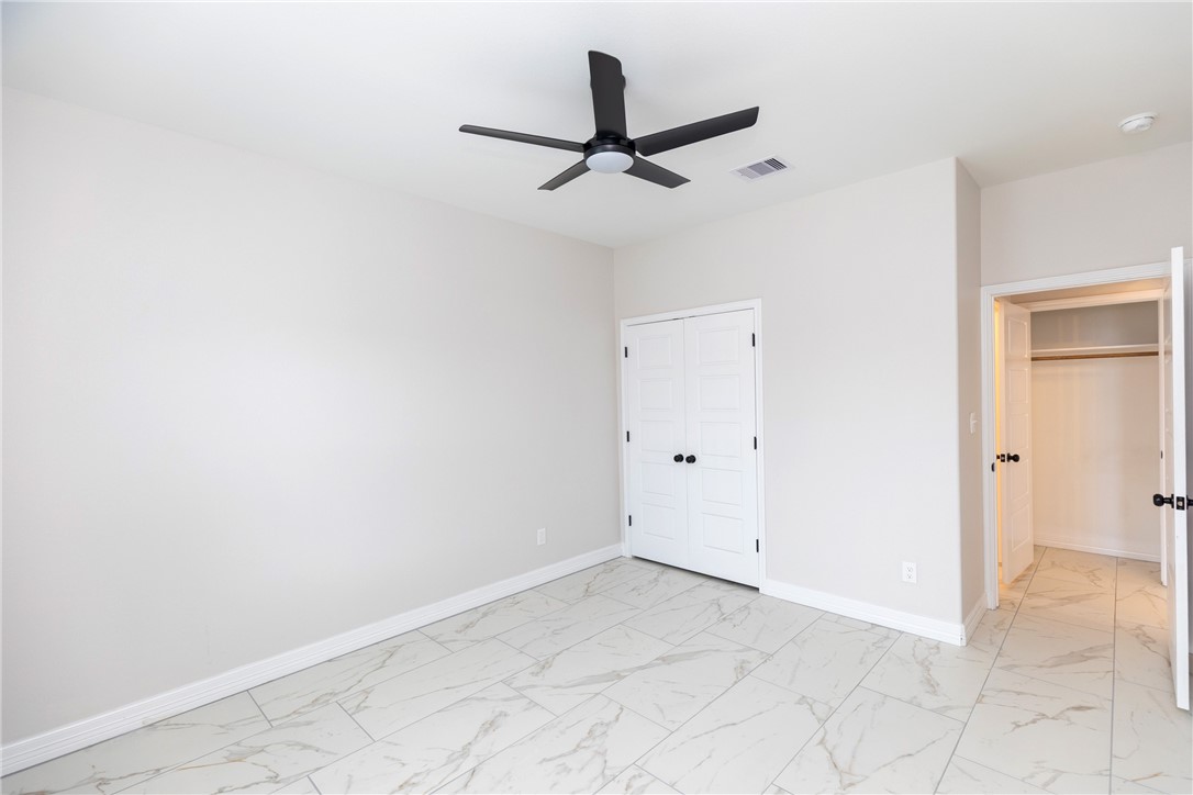 7905 Spiderman Dr Property Photo 20
