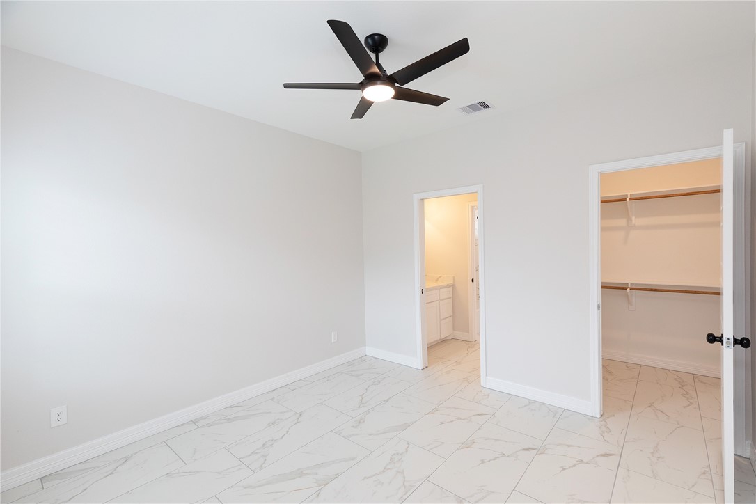 7905 Spiderman Dr Property Photo 25