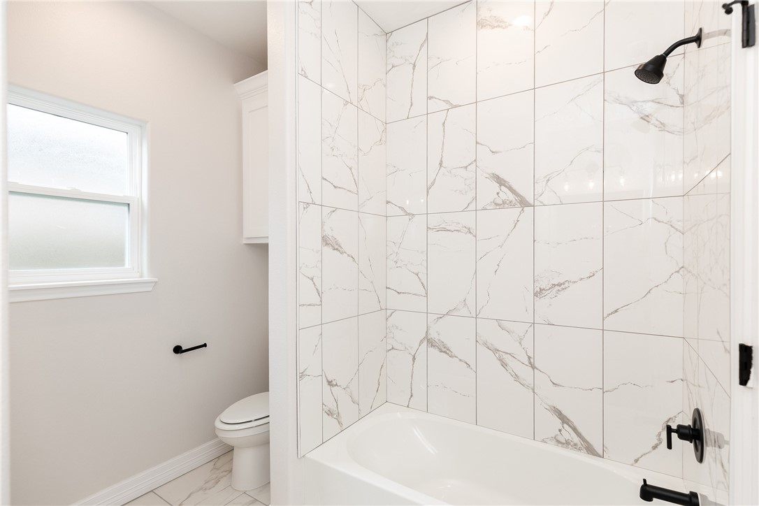 7905 Spiderman Dr Property Photo 28
