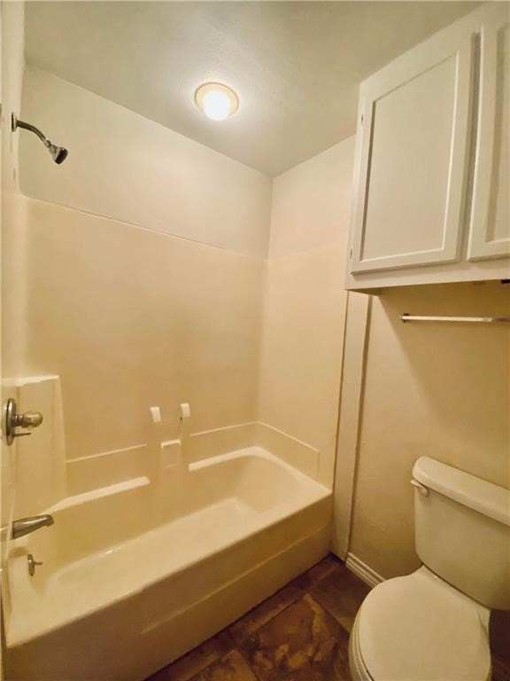 1508 S Young St Property Photo 11