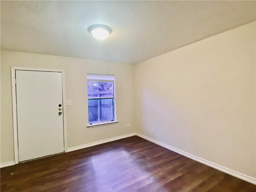 1508 S Young St Property Photo 13