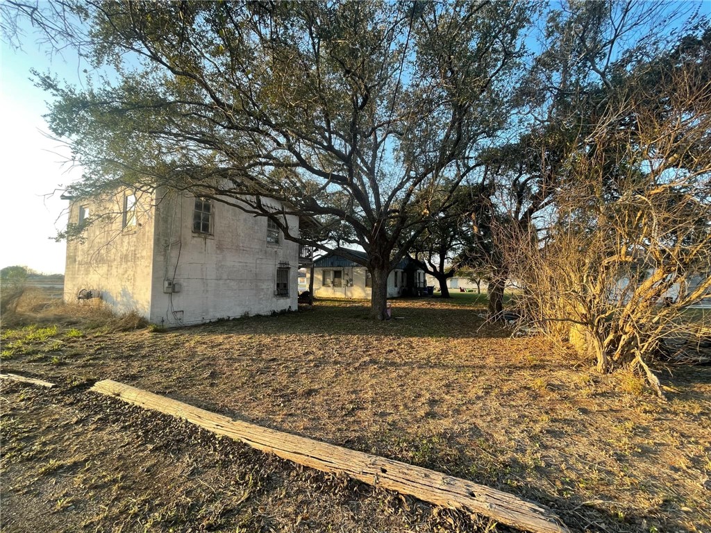 600 E Merriman St Property Photo 2