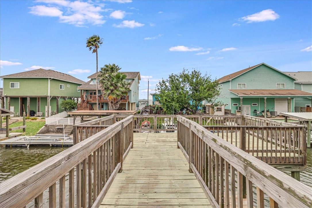 3401 Laguna Shores Road Property Photo 5