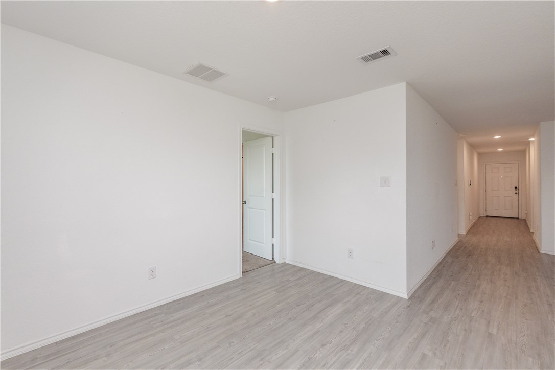 13245 Wrangler St Property Photo 6