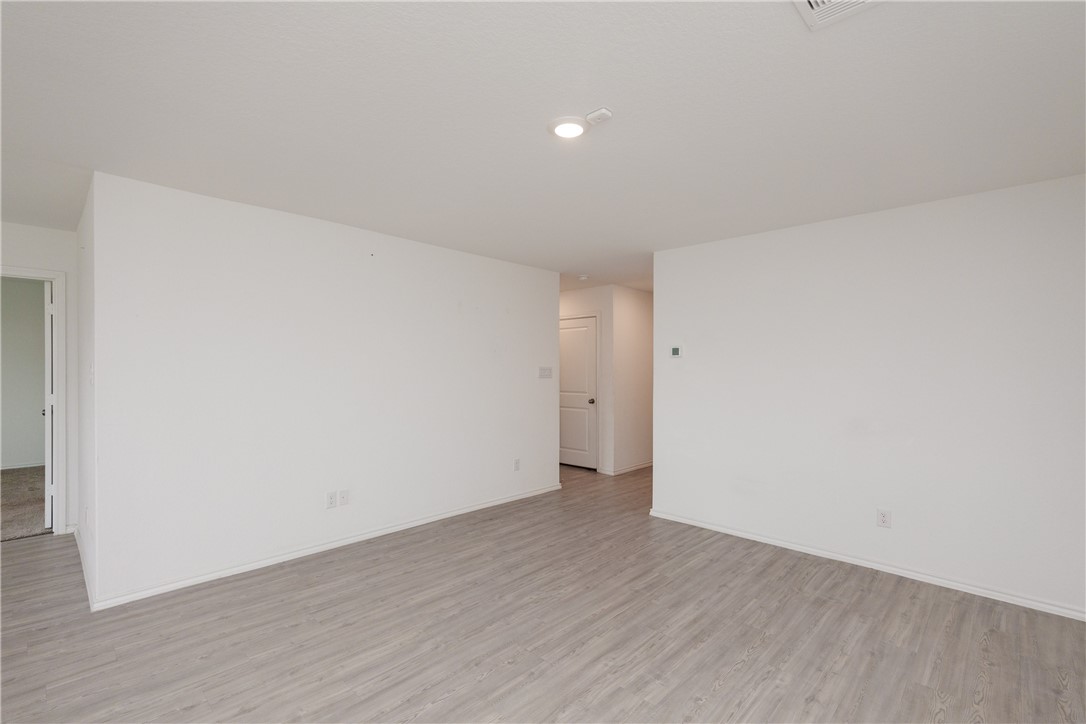 13245 Wrangler St Property Photo 7