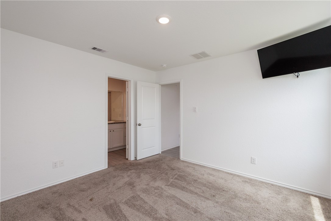13245 Wrangler St Property Photo 18