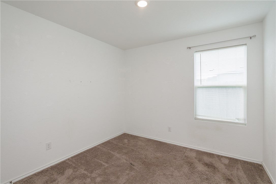 13245 Wrangler St Property Photo 23