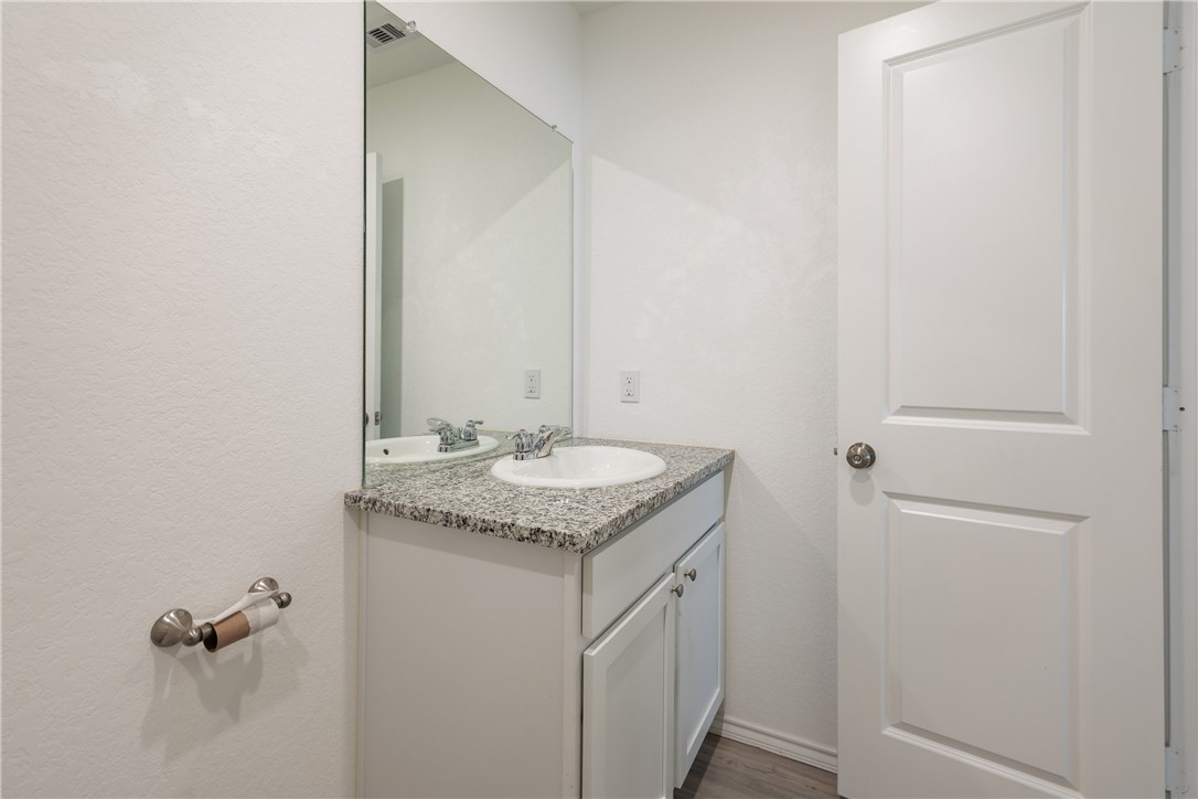 13245 Wrangler St Property Photo 24