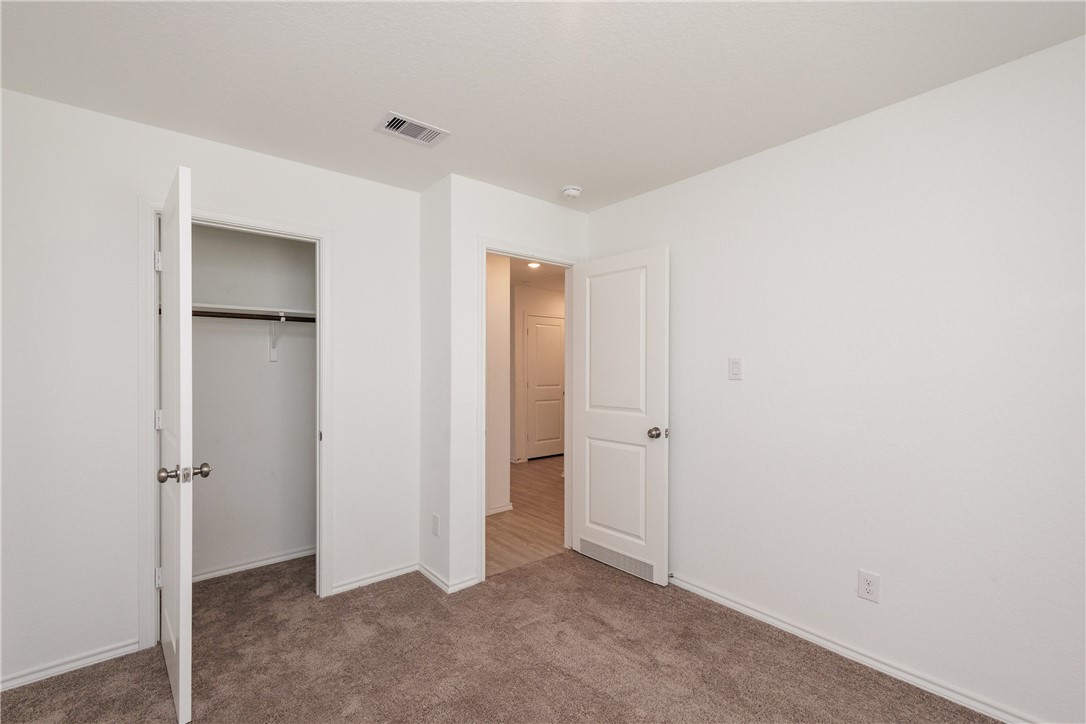 13245 Wrangler St Property Photo 25