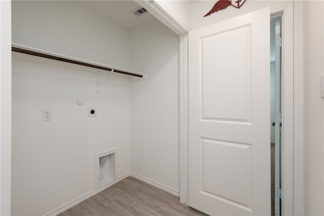 13245 Wrangler St Property Photo 27