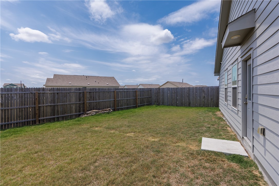 13245 Wrangler St Property Photo 28