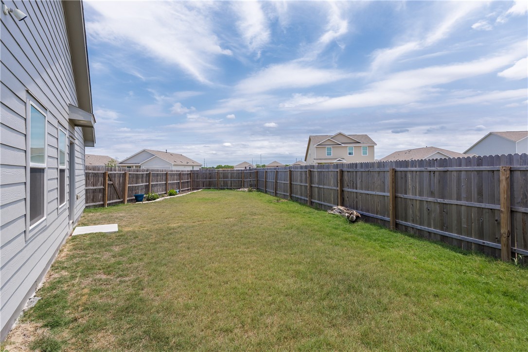 13245 Wrangler St Property Photo 29