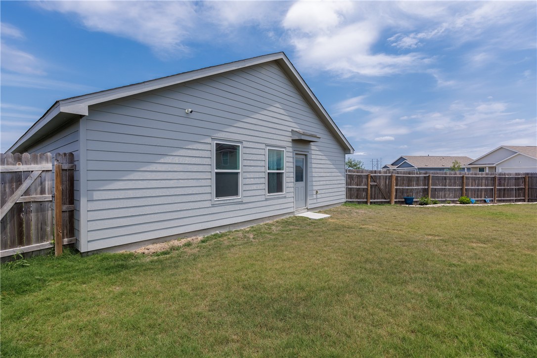 13245 Wrangler St Property Photo 31