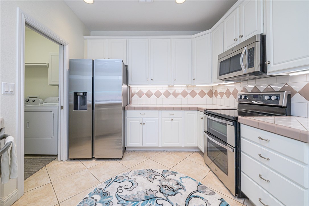 78 Astor Circ Property Photo 10