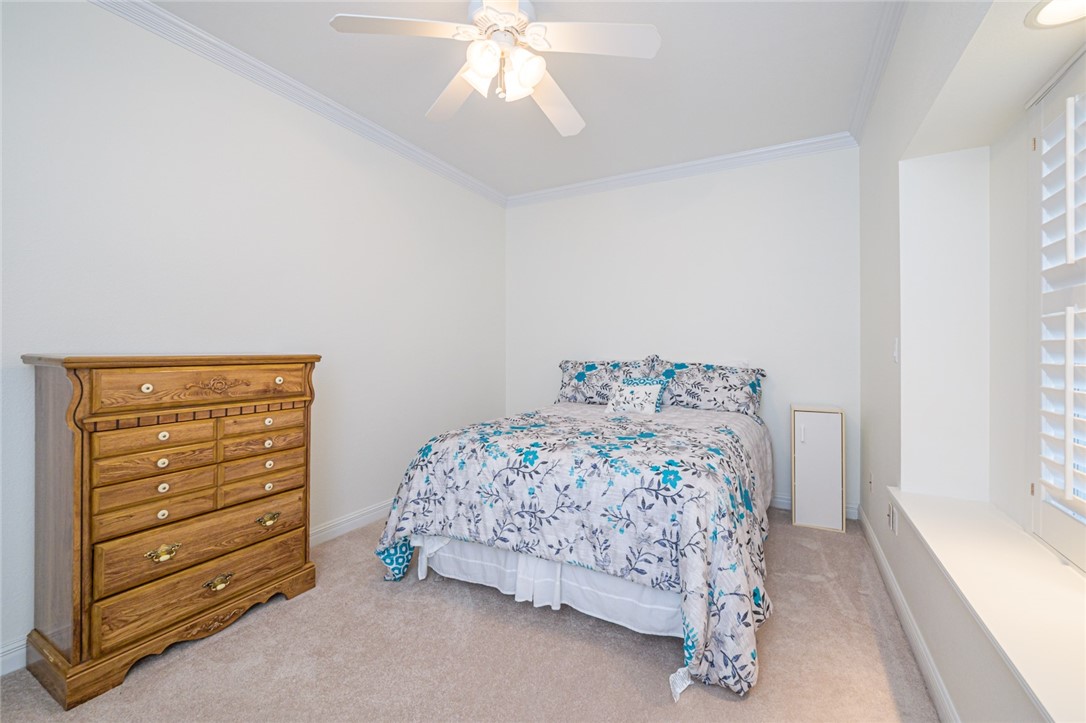 78 Astor Circ Property Photo 16