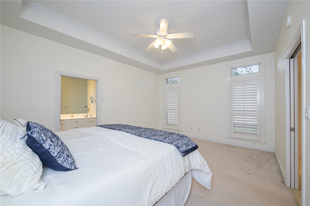 78 Astor Circ Property Photo 24