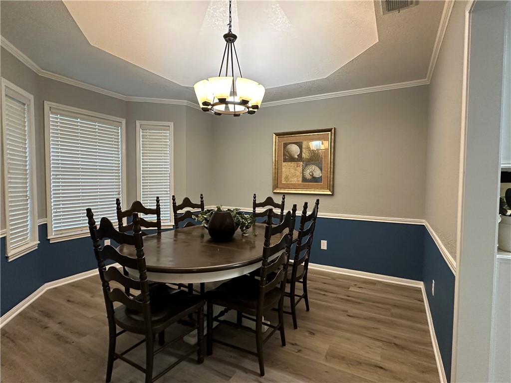 7421 Lake Neuchatel Dr Property Photo 2