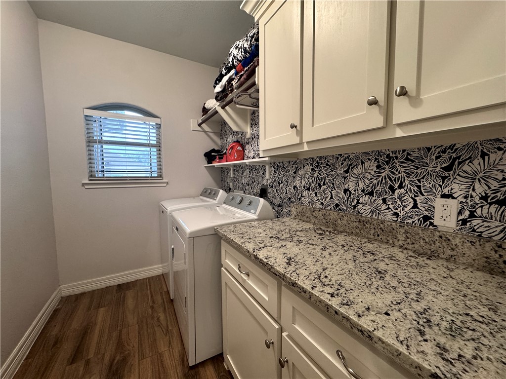 2521 Handlin Dr Property Photo 32