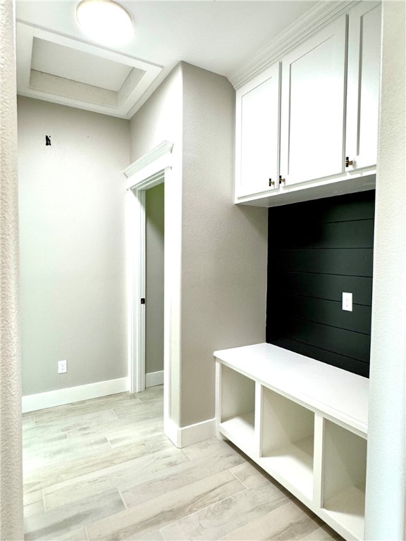 834 Utica St Property Photo 7