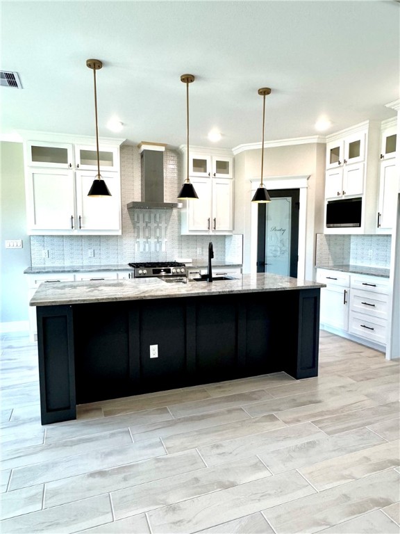 834 Utica St Property Photo 15