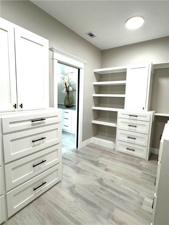 834 Utica St Property Photo 21