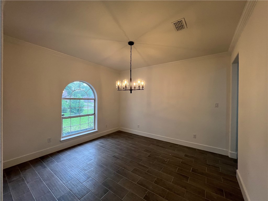 8038 Etienne Dr Property Photo 13