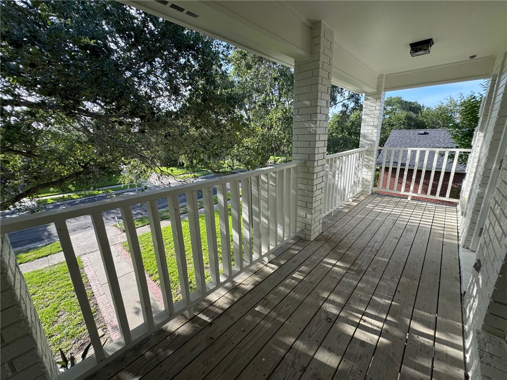 8038 Etienne Dr Property Photo 29