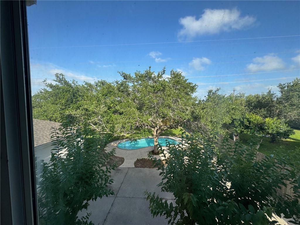 8038 Etienne Dr Property Photo 34