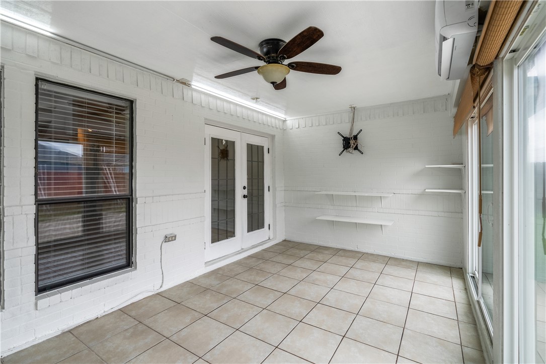 6645 La Bianca Dr Property Photo 32