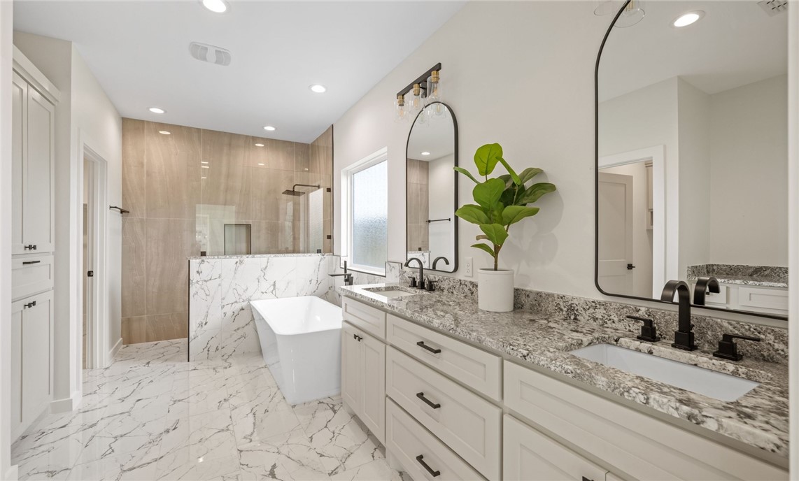 6721 La Salle Dr Property Photo 9