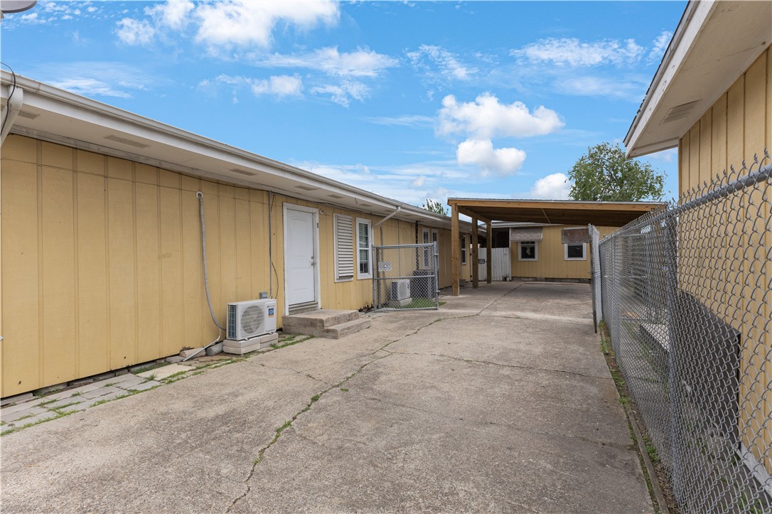 1206 Hibiscus St Property Photo 1