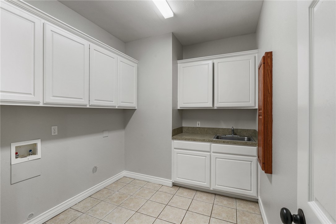 104 Saint Andrews St Property Photo 15