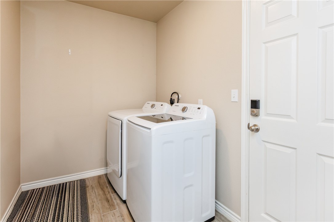 6766 Mikayla St Property Photo 15
